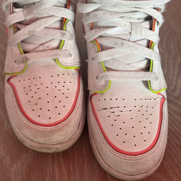 Nike Air Jordan 1 Mid edge glow - Picture 5 of 5